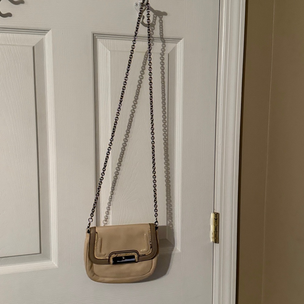 Beige Crossbody Bag with Chain Strap